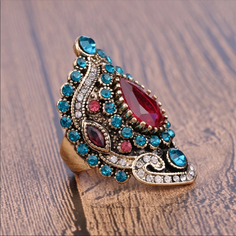 💙💕BOHO Jeweled ceremonial Statement Ring💕💙 - Picture 2 of 4